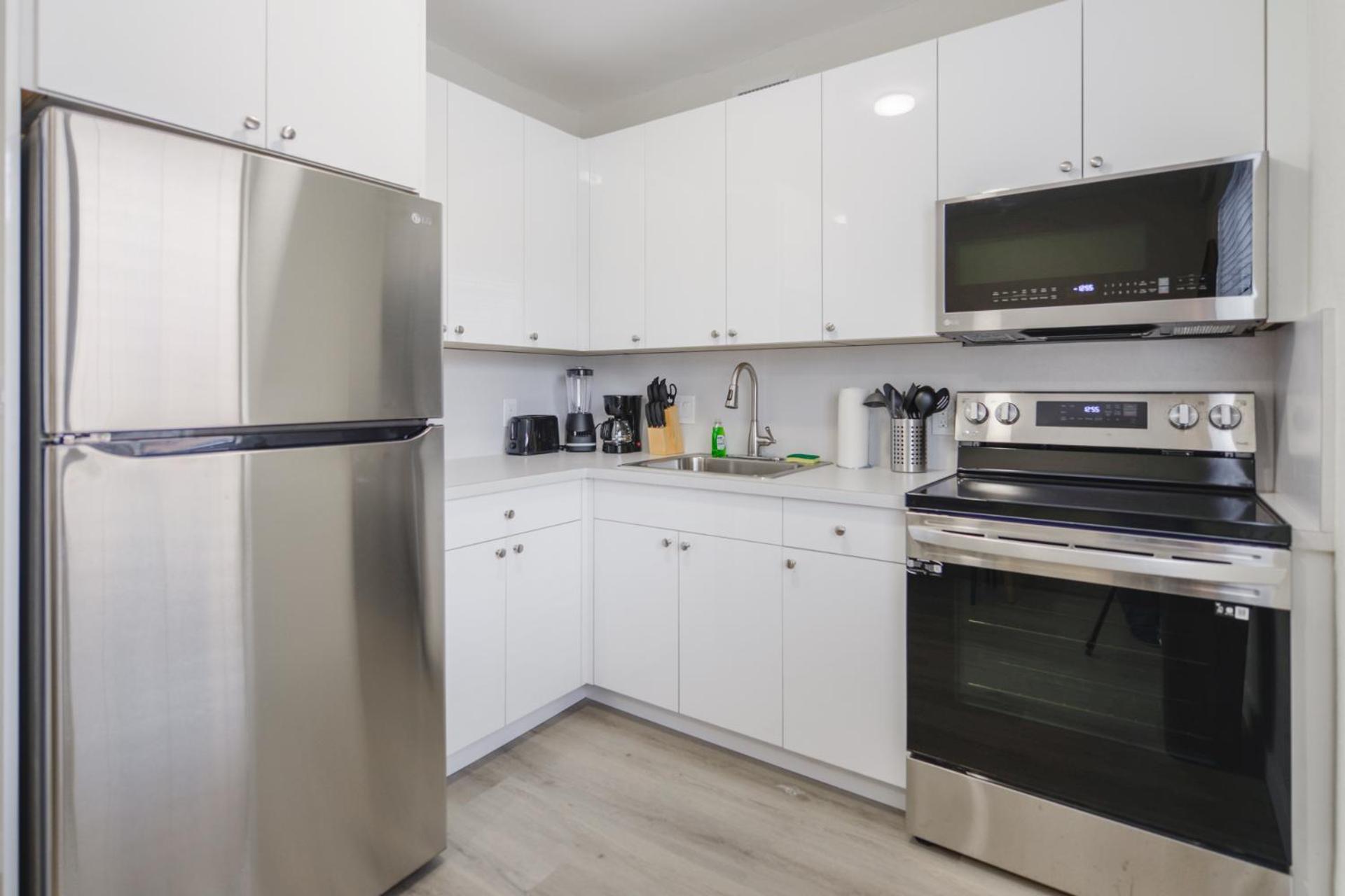 Amazing Experience In Calle Ocho Apartment